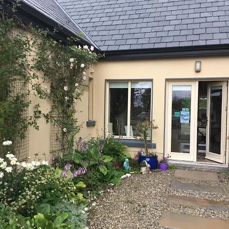 Atlantic Garden Lodge,art &garden Lisdoonvarna