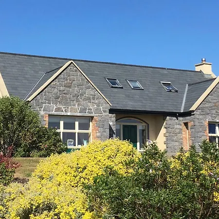 Atlantic Garden Lodge,art &garden * Lisdoonvarna
